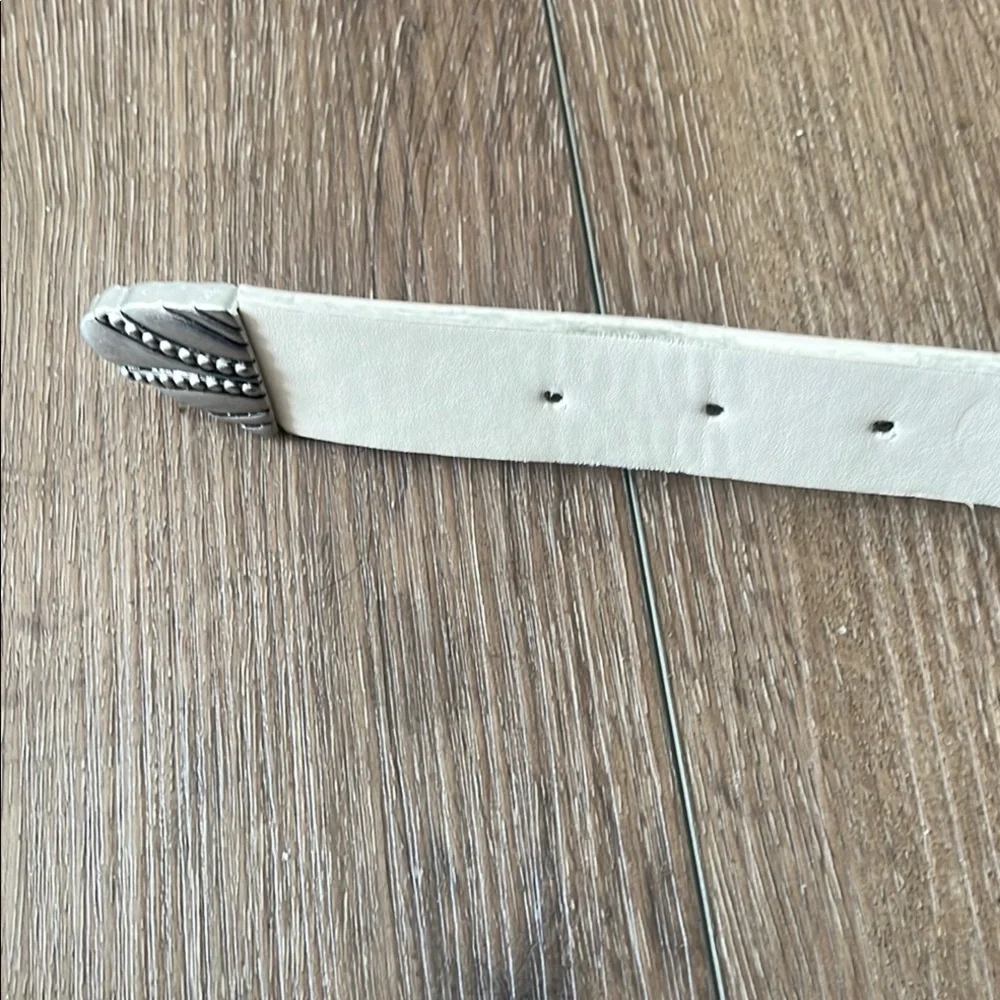NWT! Forever 21 White Belt with Silver Buckle